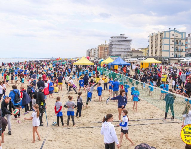 23° YOUNG VOLLEY ON THE BEACH