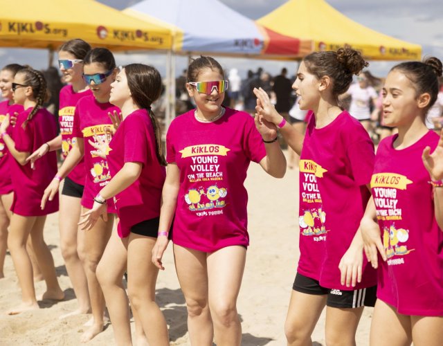 24° YOUNG VOLLEY ON THE BEACH 24° YOUNG VOLLEY ON THE BEACH