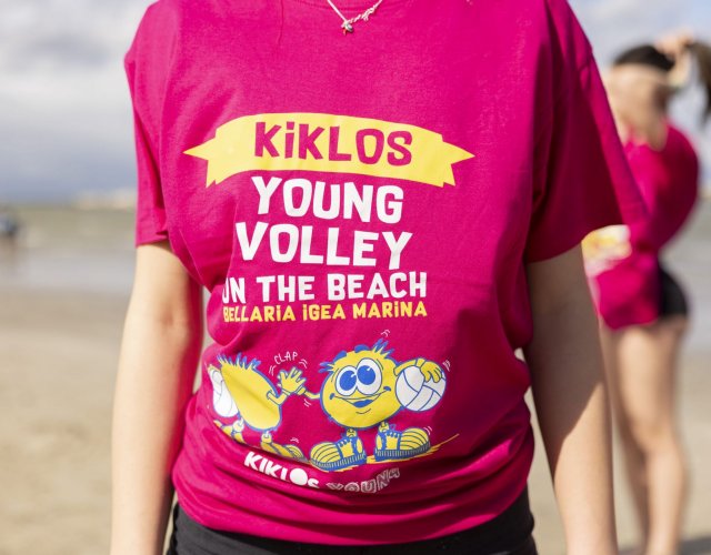 24° YOUNG VOLLEY ON THE BEACH 24° YOUNG VOLLEY ON THE BEACH