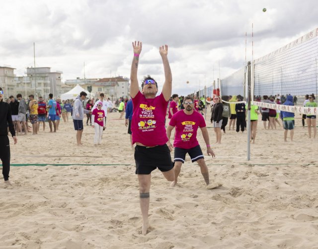 24° YOUNG VOLLEY ON THE BEACH 24° YOUNG VOLLEY ON THE BEACH