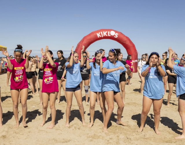 24° YOUNG VOLLEY ON THE BEACH 24° YOUNG VOLLEY ON THE BEACH