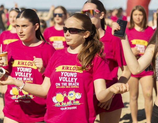 24° YOUNG VOLLEY ON THE BEACH 24° YOUNG VOLLEY ON THE BEACH