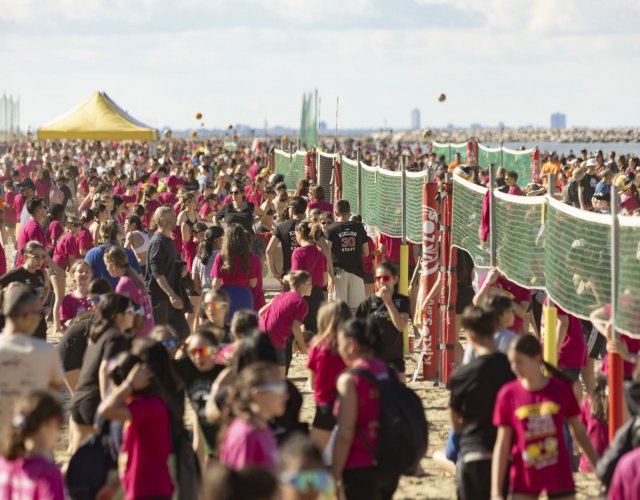 24° YOUNG VOLLEY ON THE BEACH 24° YOUNG VOLLEY ON THE BEACH