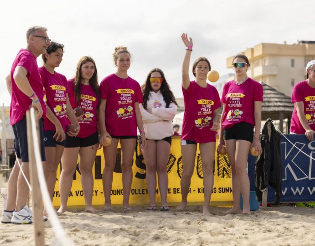24° YOUNG VOLLEY ON THE BEACH 24° YOUNG VOLLEY ON THE BEACH
