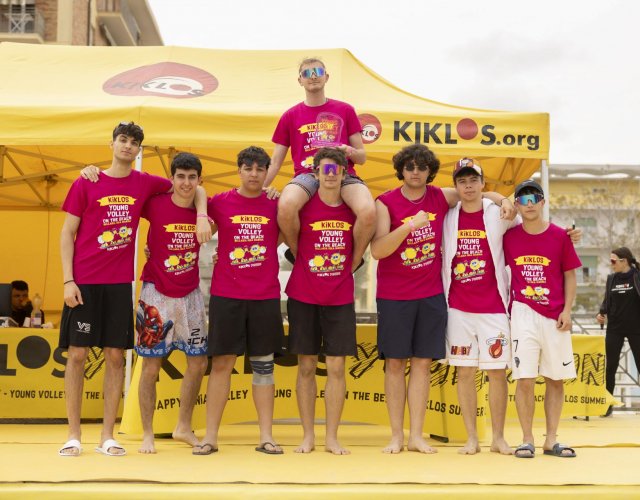 24° YOUNG VOLLEY ON THE BEACH 24° YOUNG VOLLEY ON THE BEACH