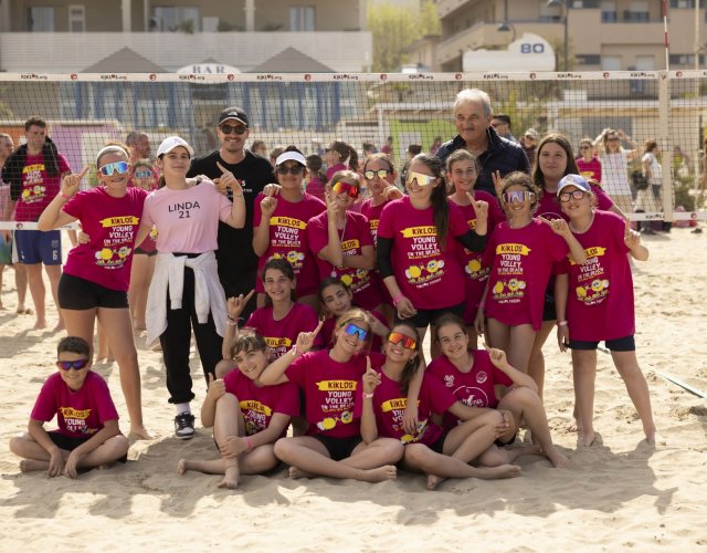 24° YOUNG VOLLEY ON THE BEACH 24° YOUNG VOLLEY ON THE BEACH