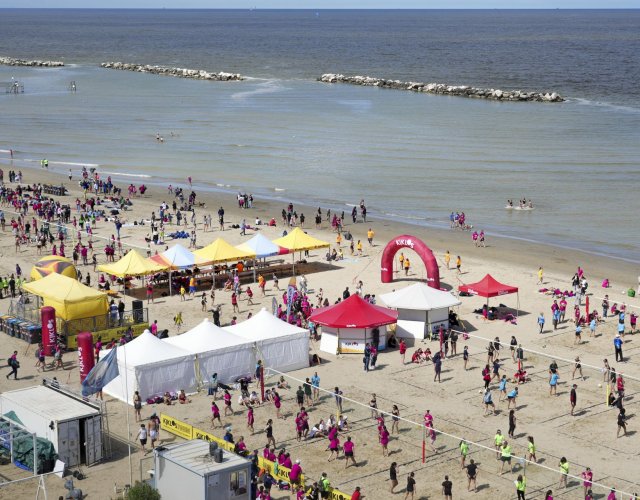 24° YOUNG VOLLEY ON THE BEACH 24° YOUNG VOLLEY ON THE BEACH