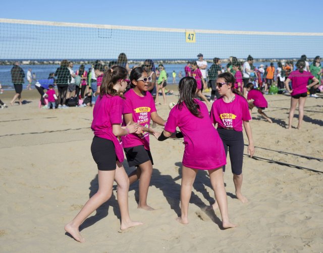 24° YOUNG VOLLEY ON THE BEACH 24° YOUNG VOLLEY ON THE BEACH