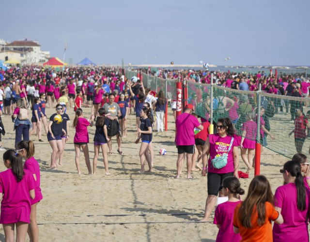 24° YOUNG VOLLEY ON THE BEACH 24° YOUNG VOLLEY ON THE BEACH