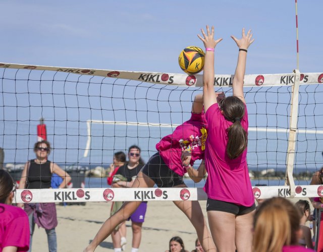 24° YOUNG VOLLEY ON THE BEACH 24° YOUNG VOLLEY ON THE BEACH