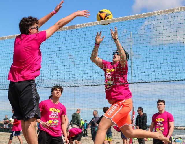 24° YOUNG VOLLEY ON THE BEACH 24° YOUNG VOLLEY ON THE BEACH
