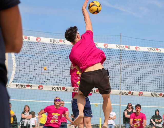 24° YOUNG VOLLEY ON THE BEACH 24° YOUNG VOLLEY ON THE BEACH