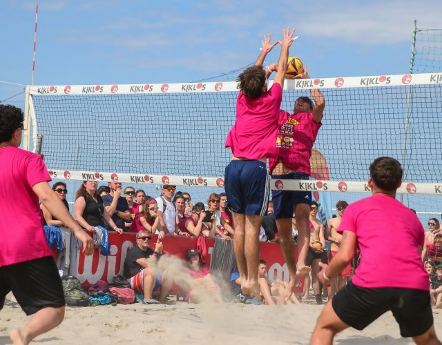 24° YOUNG VOLLEY ON THE BEACH 24° YOUNG VOLLEY ON THE BEACH